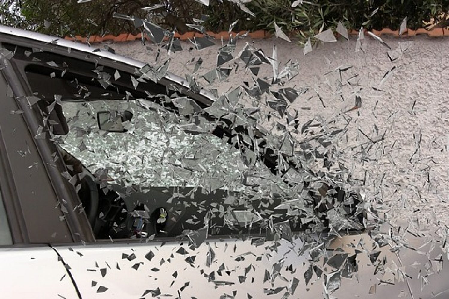 LA ROCHE SUR YON DROIT ROUTIER PERMIS A POINTS VICES CACHES AUTOMOBILE