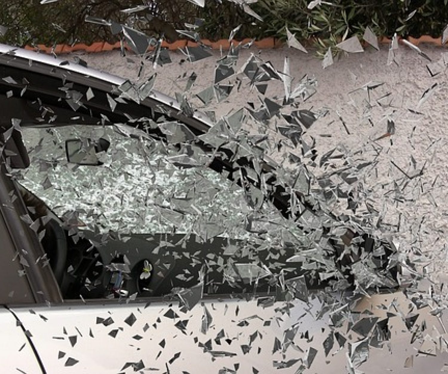 LA ROCHE SUR YON DROIT ROUTIER PERMIS A POINTS VICES CACHES AUTOMOBILE
