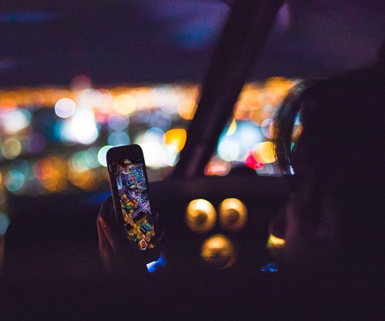 AVOCAT TELEPHONE AU VOLANT
